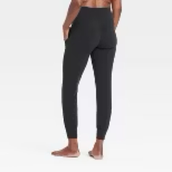 All In Motion Women's Everyday Soft High-Rise Jogger Pants - Black Size L - Picture 3 of 5